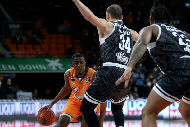 也展示了海 也展示了海