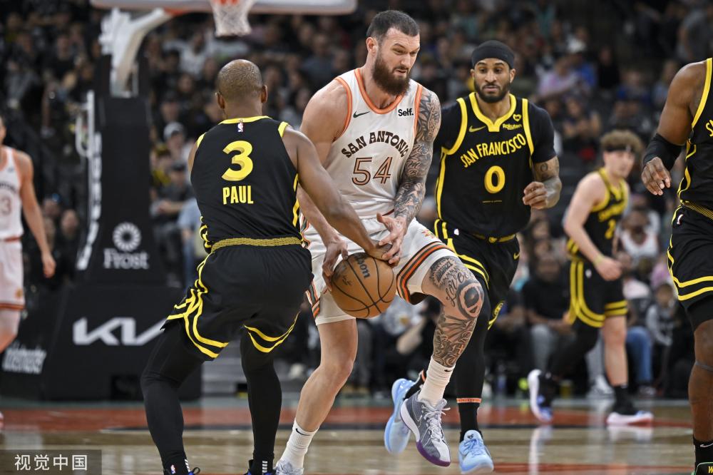 边路传中 边路传中