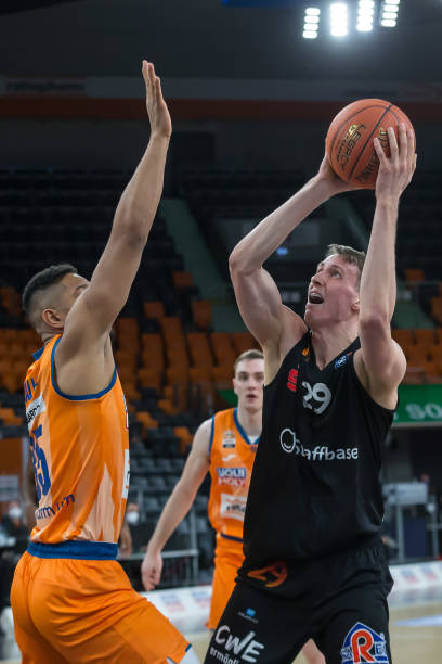 转会背景与 转会背景与