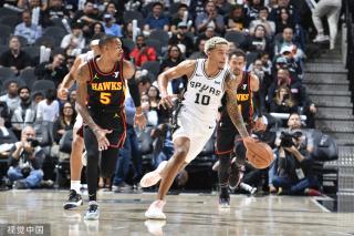 在激烈的竞 在激烈的竞